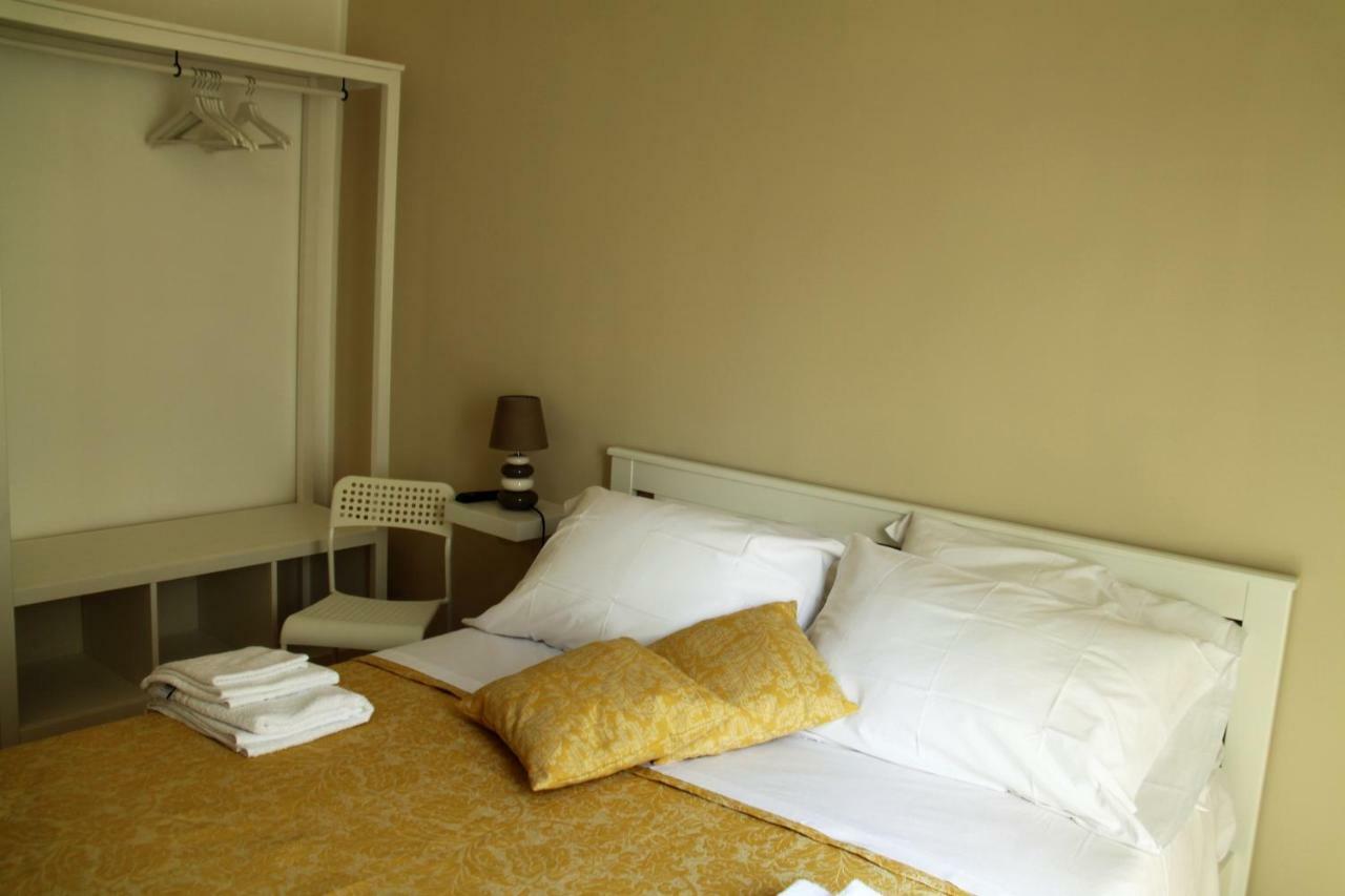 B&B Le Porte Di Napoli Buitenkant foto